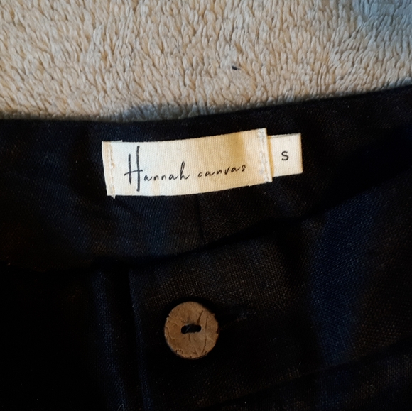 Black Linen High Waist Shorts - Picture 5 of 5